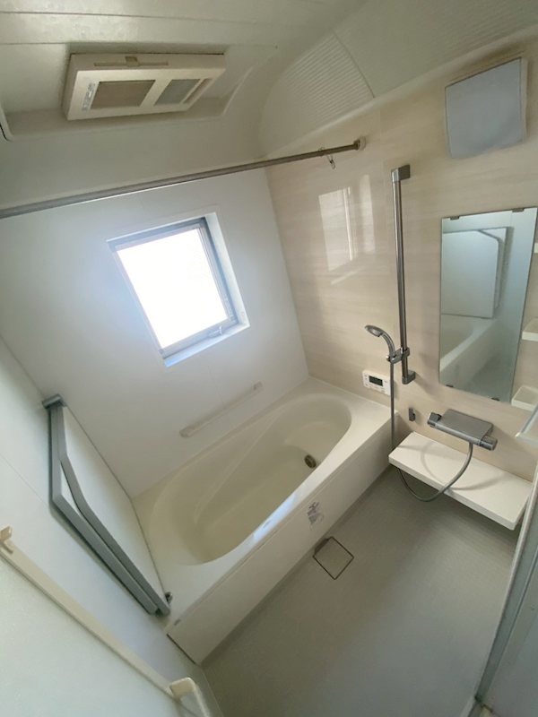 北金目戸建 風呂画像