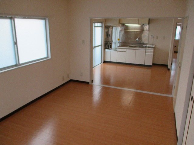 テレパレス辻堂西海岸Ａ棟  リビング