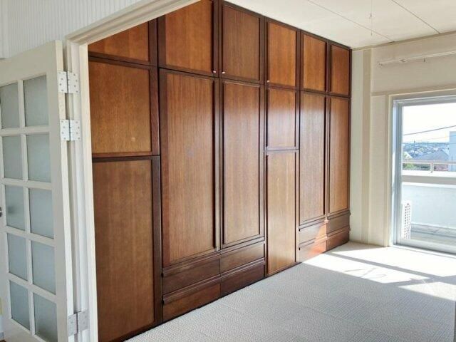 ヴィラウィスタリア 玄関