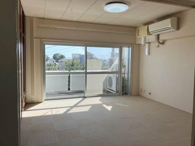 ヴィラウィスタリア リビング