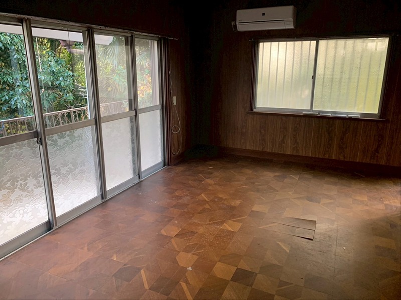 小田原市南町１丁目　貸家 リビング