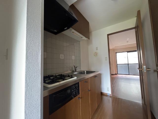 ロズウェルシブヤ キッチン