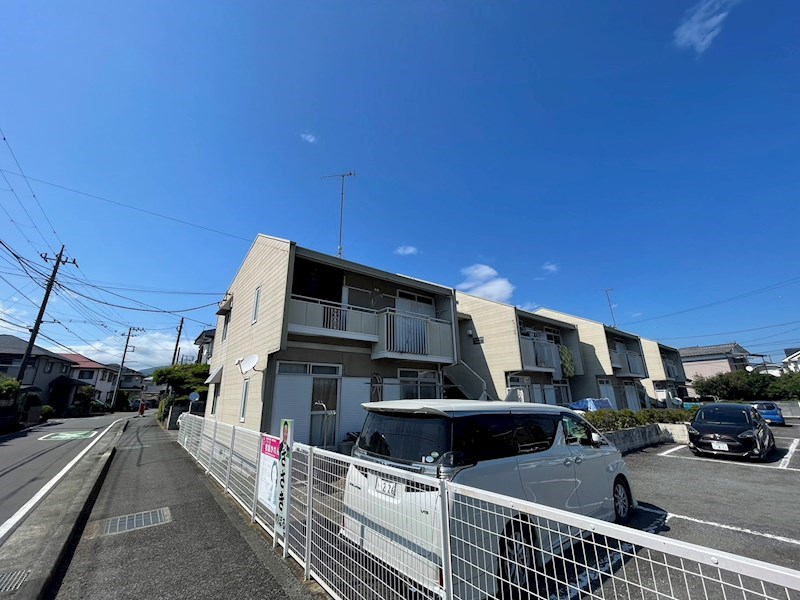 グランデールB 202号室 外観