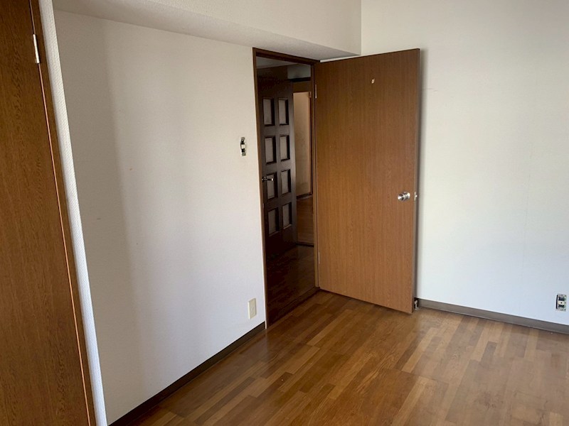 エスティア その他4