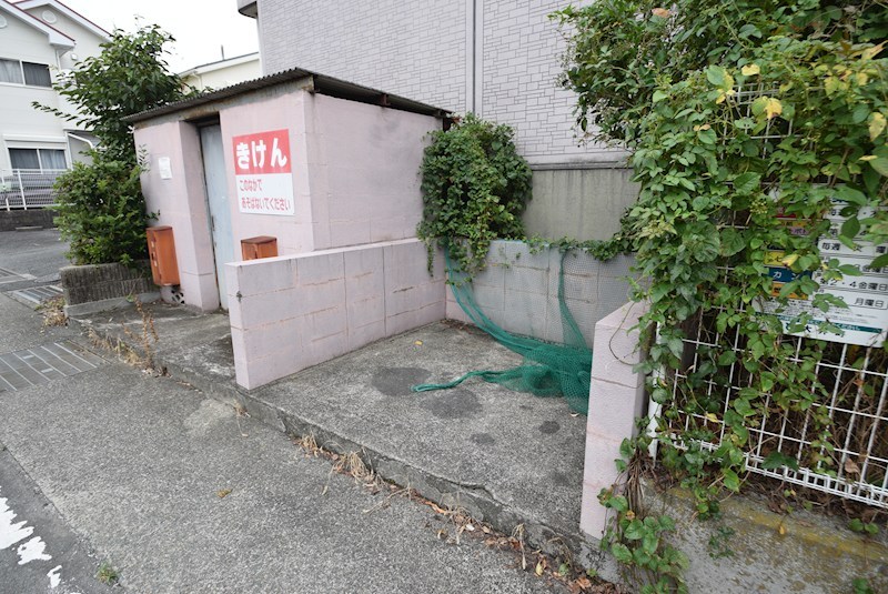 エスティア その他外観1