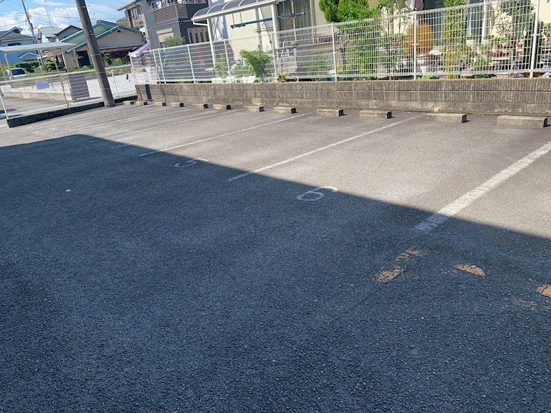 エスティア その他外観2