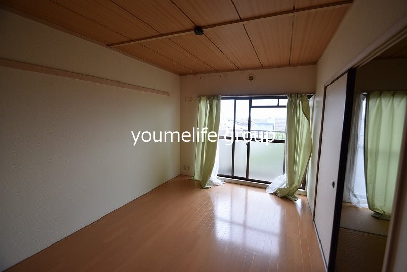 エスティア リビング