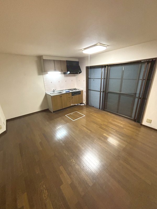 ファミーユおおいⅠ リビング