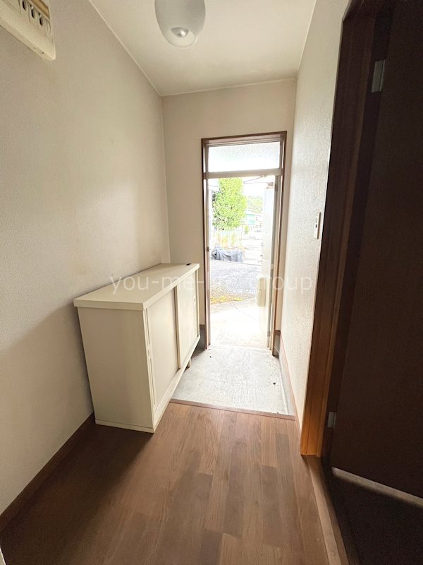 メゾンユー  玄関