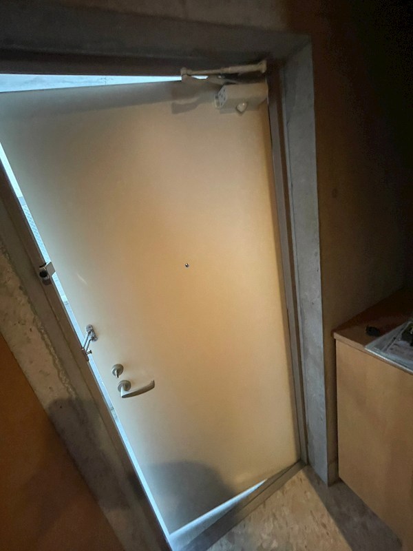 レジデンス朝日町 玄関