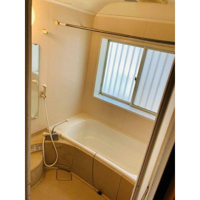 纒戸建 風呂画像