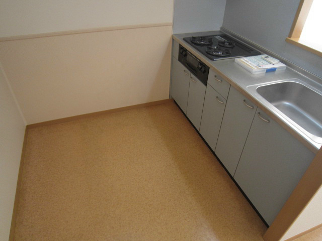 リヴェール中曽根C棟 キッチン