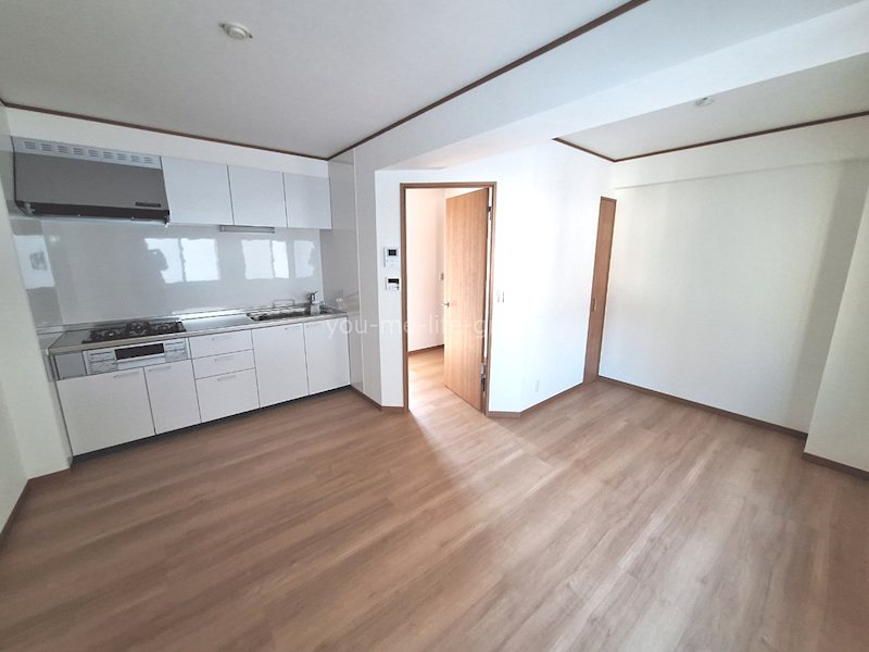 大門ビル リビング