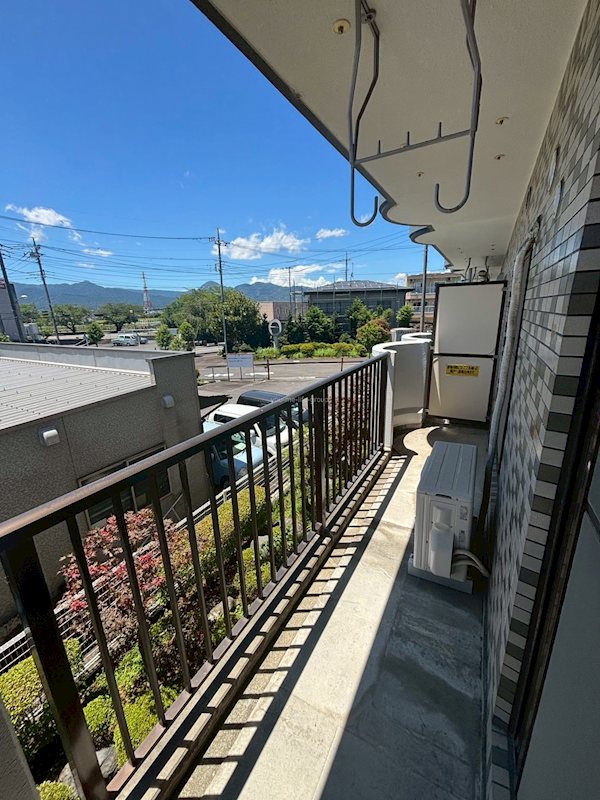 Ｆ．ＮＥハイツ ベランダ