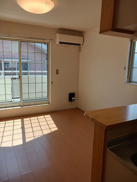 ネオフィールド白金 リビング