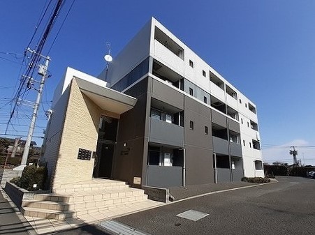 グローリアクエント 301号室 外観