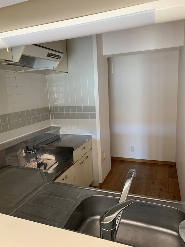 ヒルズ南戸塚3号棟 キッチン