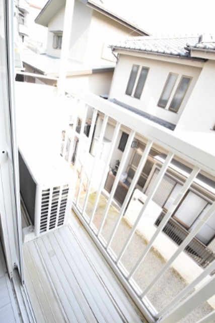 ジュネパレス伊勢原第０１ ベランダ