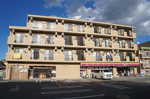 グラマラススクエア 外観