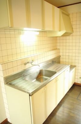 メゾネット三堀 キッチン