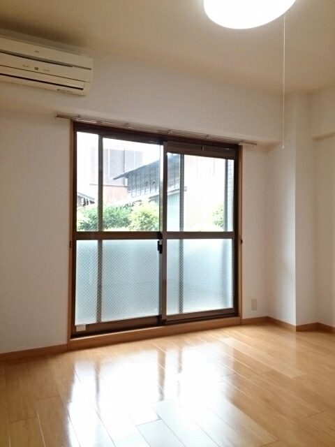 メゾン　ド　ブローテＢ リビング