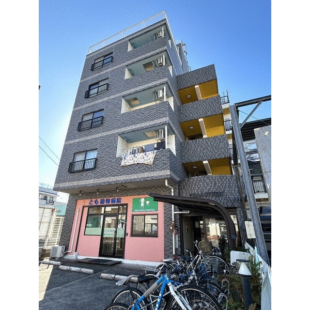 ヴィラ・ステューディオ 301号室 外観