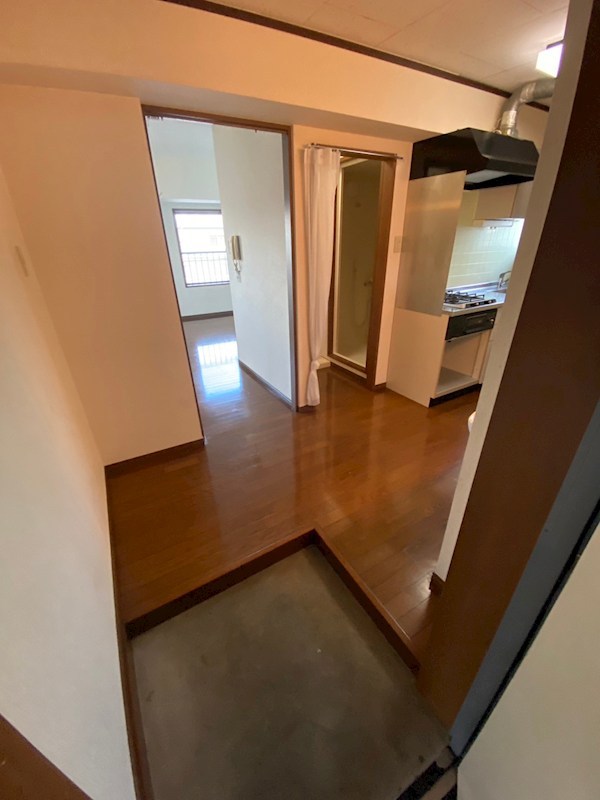 ヴィラ・ステューディオ 玄関