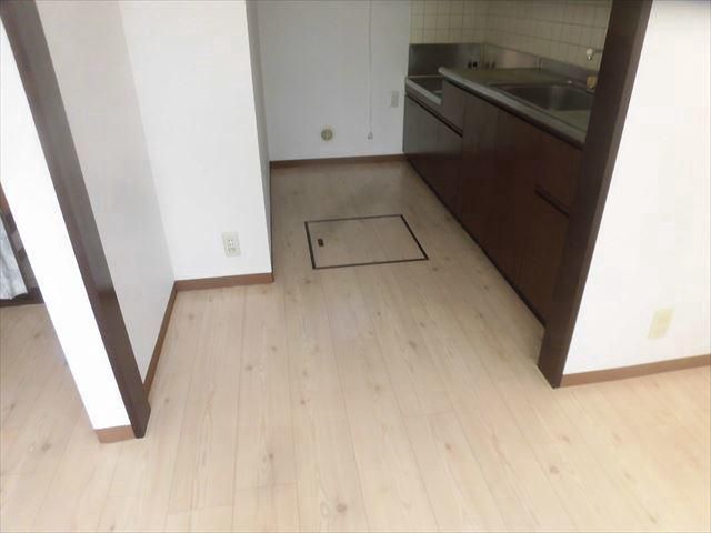 小田原市南町４丁目戸建 リビング