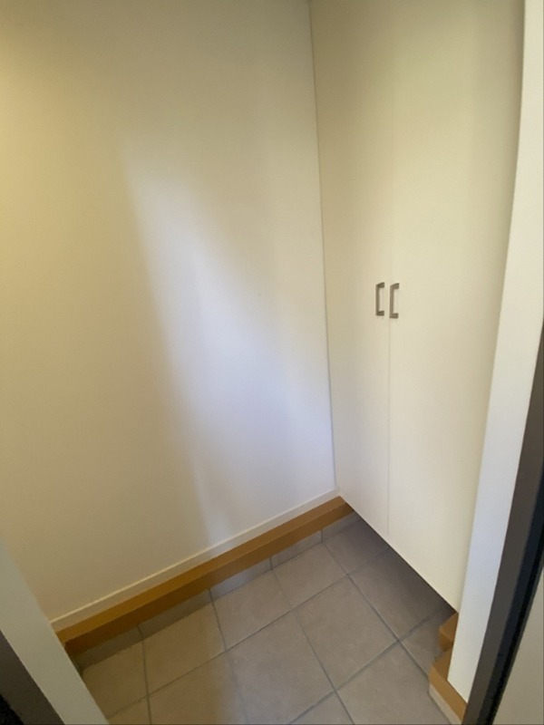 ラディーチェ 玄関