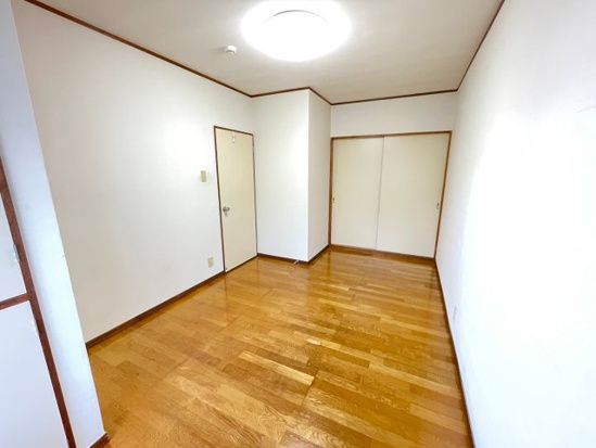 サニーコート山崎 ベッドルーム