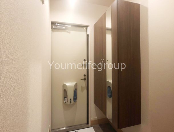 ウイングコート 玄関