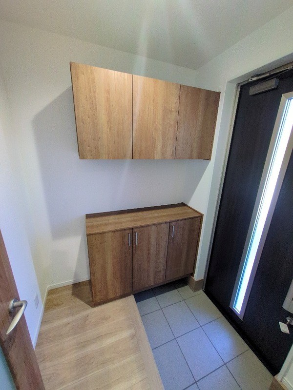 グラースB 玄関