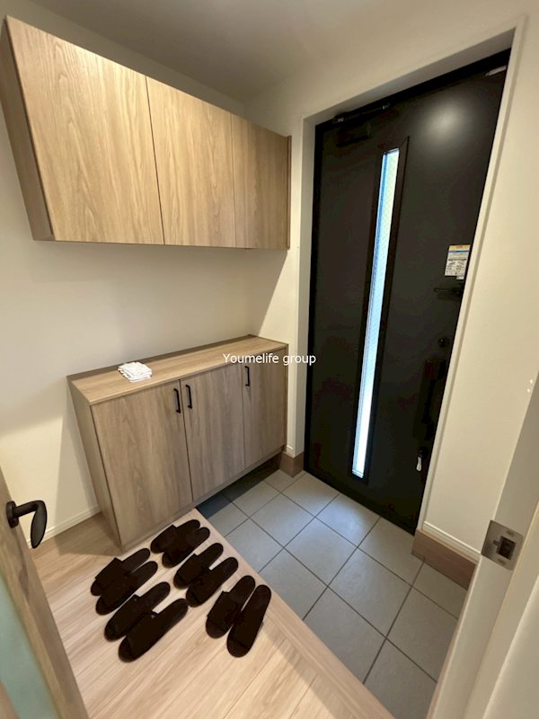 グラースC 玄関