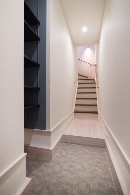 ガレージハウスＴＯＤＡＢＡＳＥ 玄関