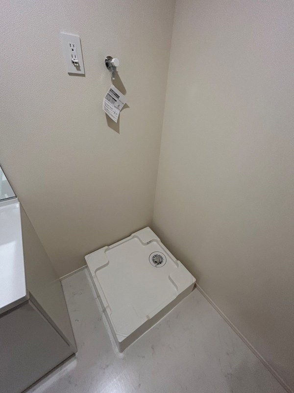 ESMERALDA SHONAN その他9