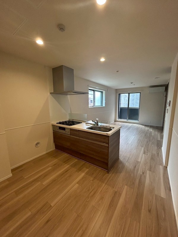 ESMERALDA SHONAN リビング