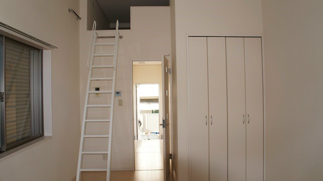 グランデ東海大 リビング