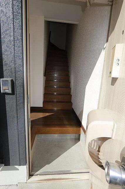 ルミエールハイツ 玄関