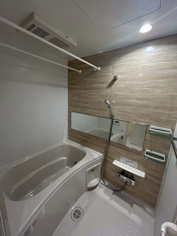 ESMERALDA SHONAN 風呂画像