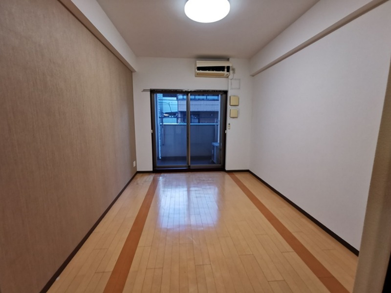 コンソラーレ本厚木 リビング