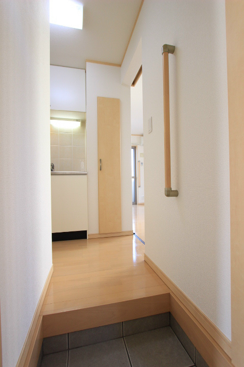 エテル　ネージュ 玄関