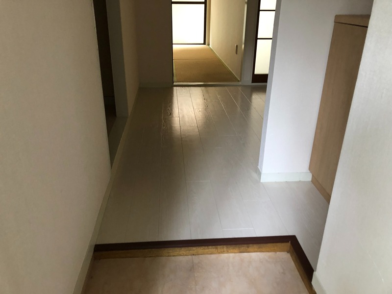 サンハイム平塚 玄関