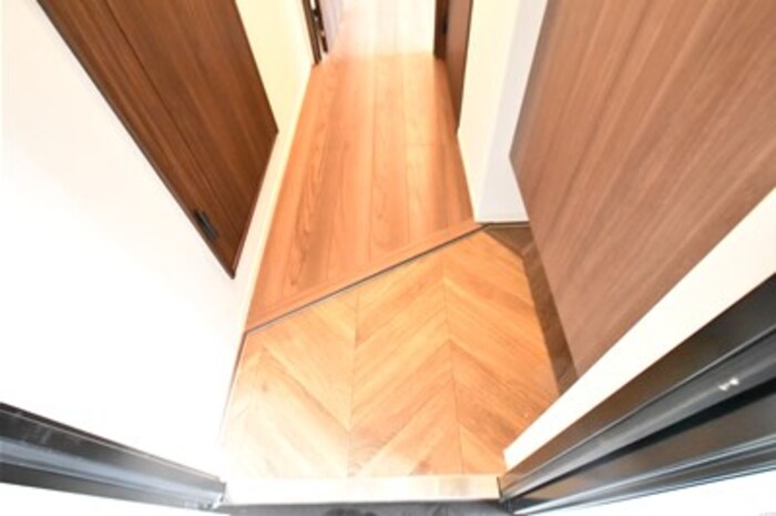 プリマ本厚木 玄関