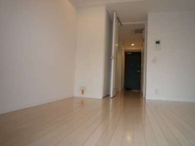 レジディア本厚木 リビング