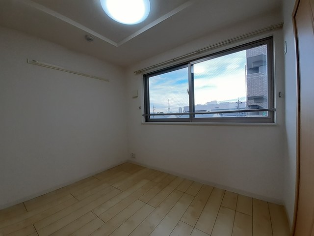 ベル　イシカワ その他1