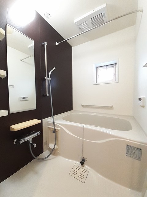 ベル　イシカワ 風呂画像