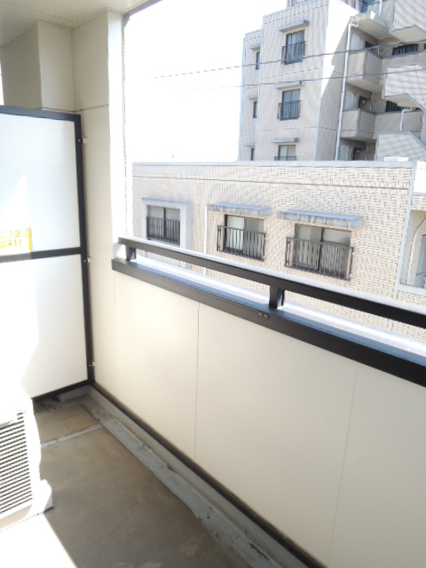 ユタカビル ベランダ