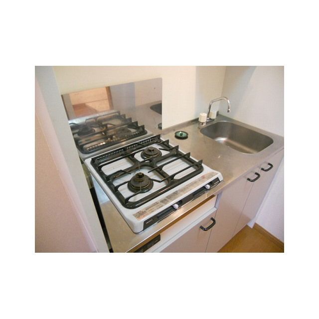 アンプルール フェール ブゥルジョン キッチン