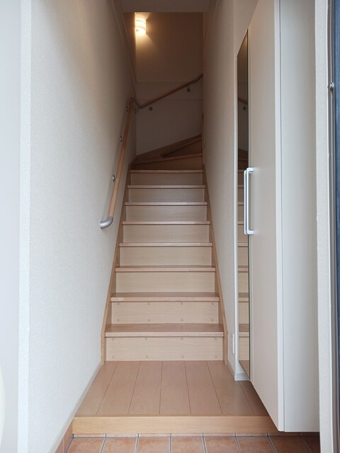 フォレストヴィラ 玄関