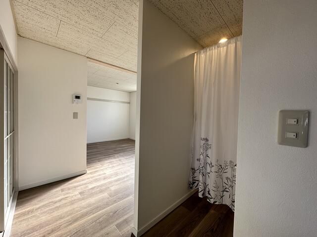 野谷アパート ベッドルーム